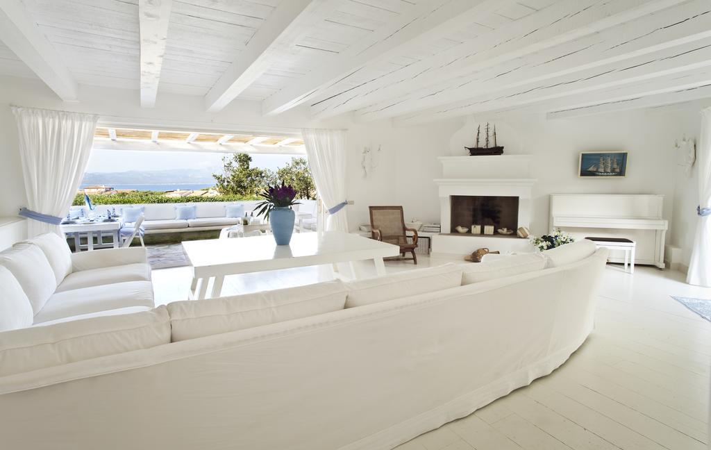 Villa Dei Tramonti Porto Rotondo Phòng bức ảnh