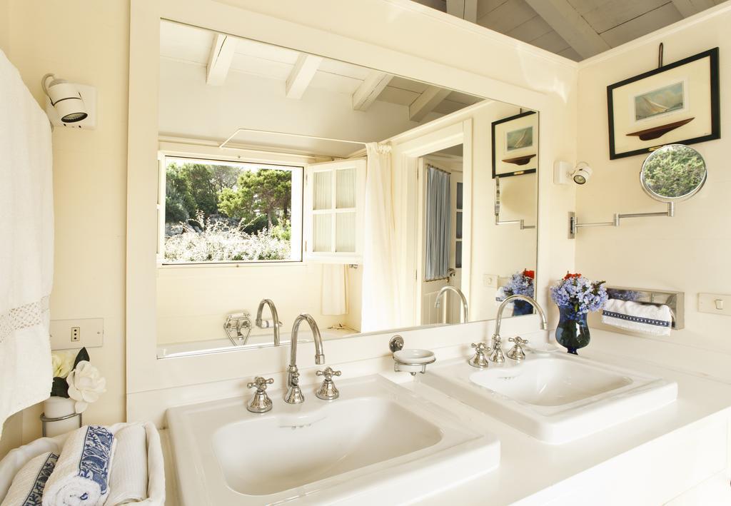 Villa Dei Tramonti Porto Rotondo Phòng bức ảnh